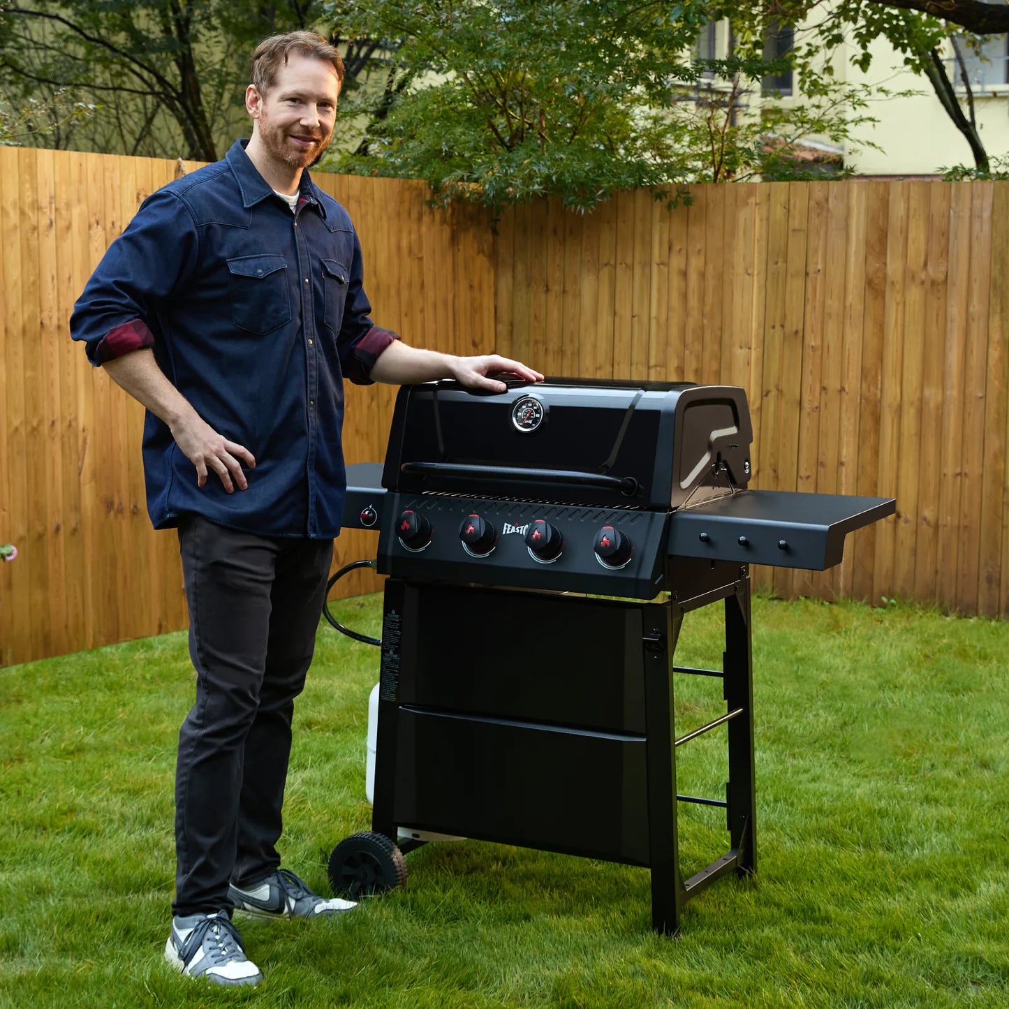 Feasto 4-Burner Propane Gas Grill with 2 Side Tables and Porcelain-Enameled Grates, Black(Add to cart and enjoy an additional 5% discount)